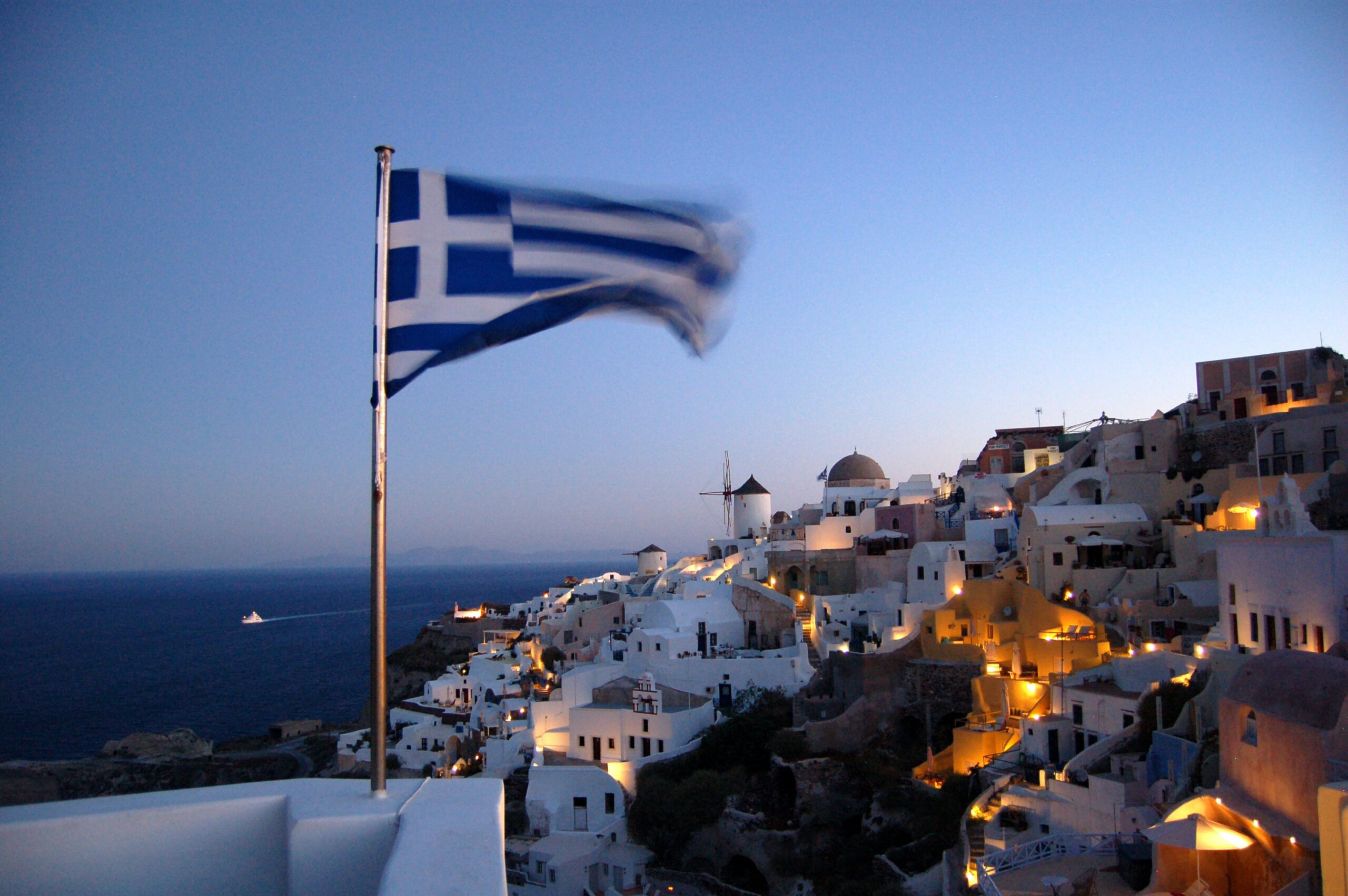 Beat The Crowds: The Best Time of Year to Travel to Greece
