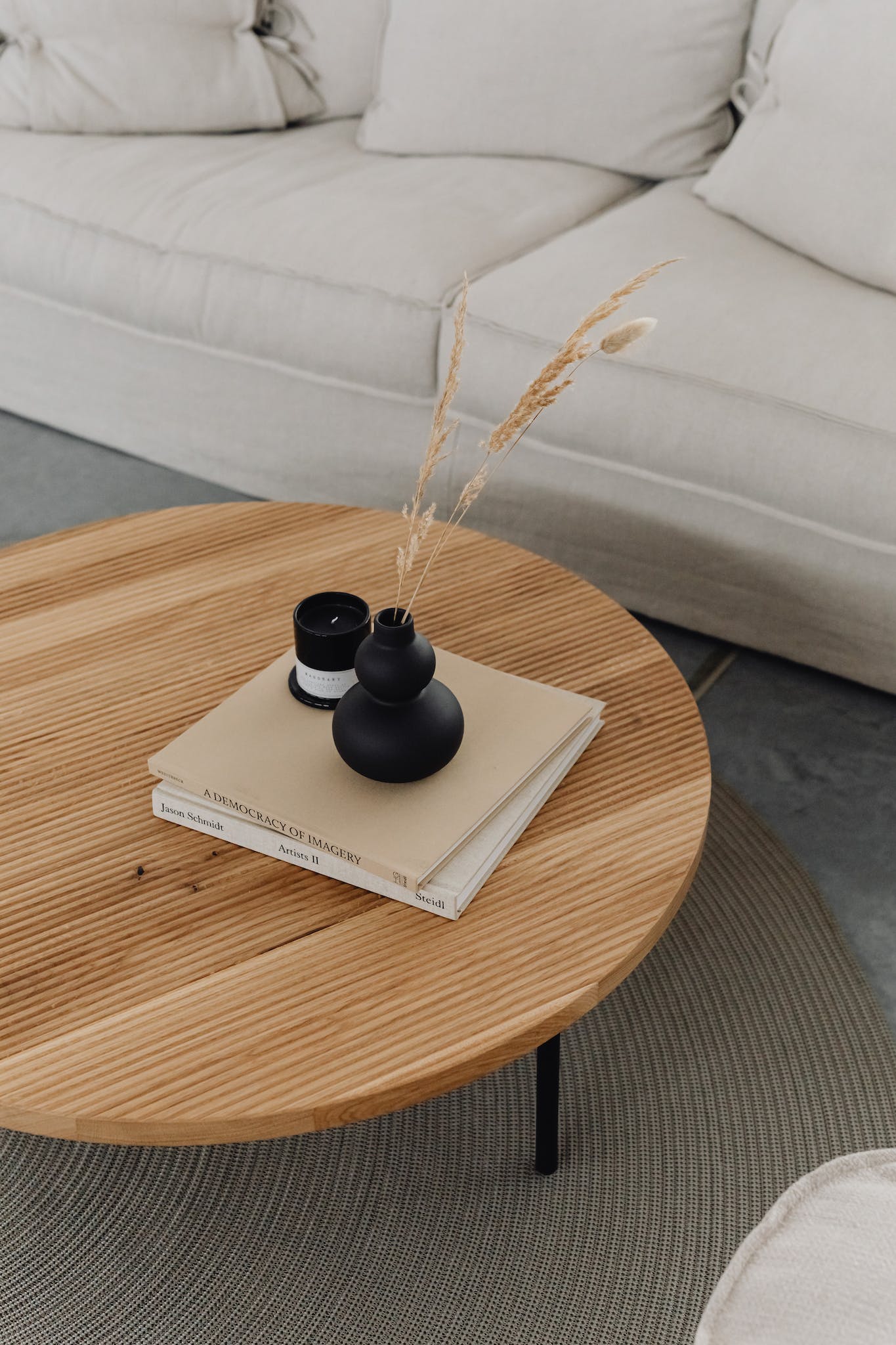 7 Stunning Items to Elevate Your Coffee Table Decor